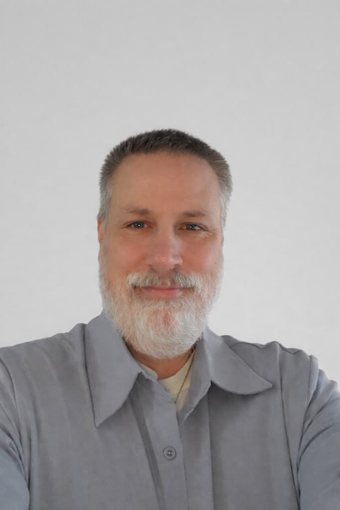 Paul W., GIS Expert